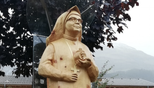 Read more about the article Anna Dengels Geburtsort ehrt Ordensgründerin mit neuer Statue